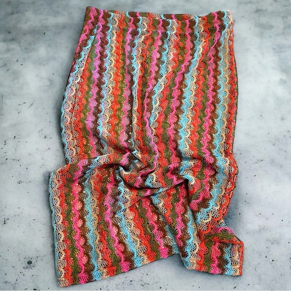 Sheer skirt. Trending. Colorful. Screams summer!! - Picture 6 of 15